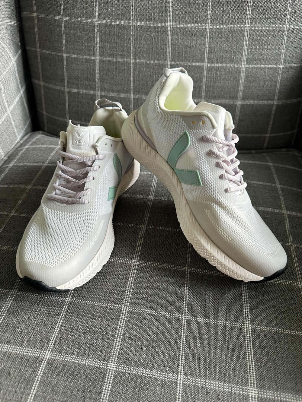 Veja Impala Engineered Mesh Training Sneakers Womens Size 8 - Picture 3 of 12